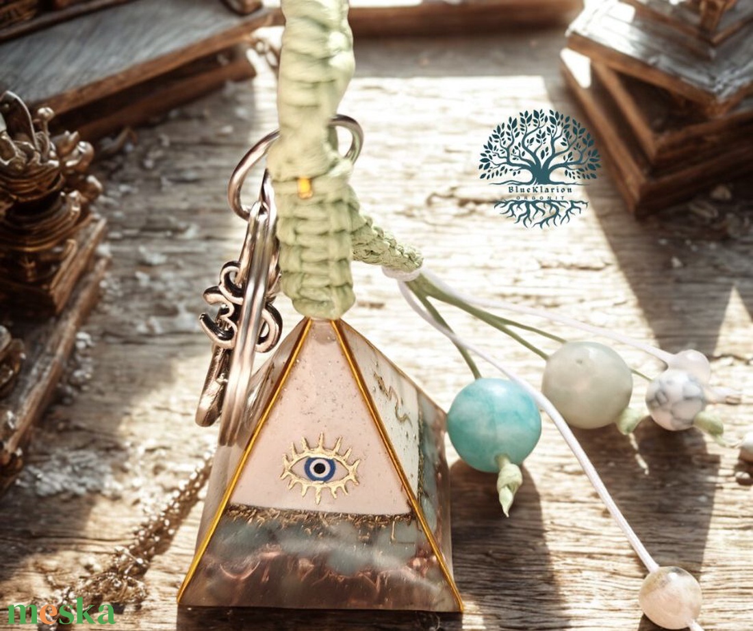 Orgonit amazonit lelkierő mini piramis kulcstartó - táska & tok - kulcstartó & táskadísz - kulcstartó - Meska.hu