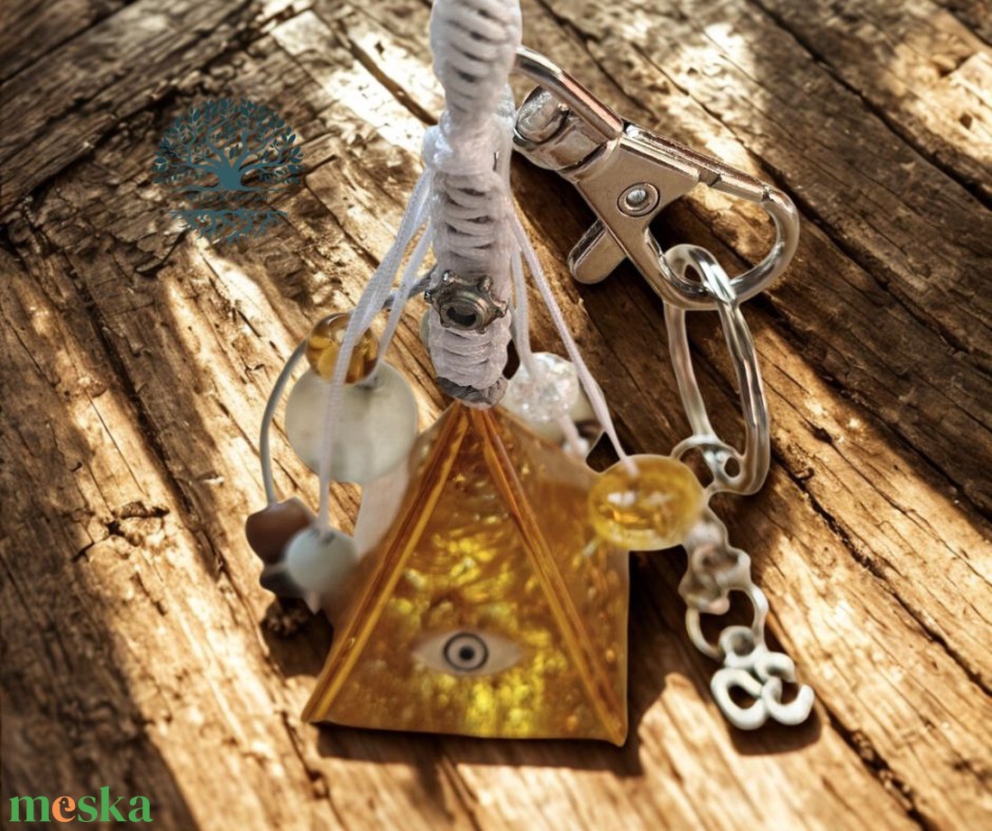 Orgonit ragyogás mini piramis kulcstartó - táska & tok - kulcstartó & táskadísz - kulcstartó - Meska.hu