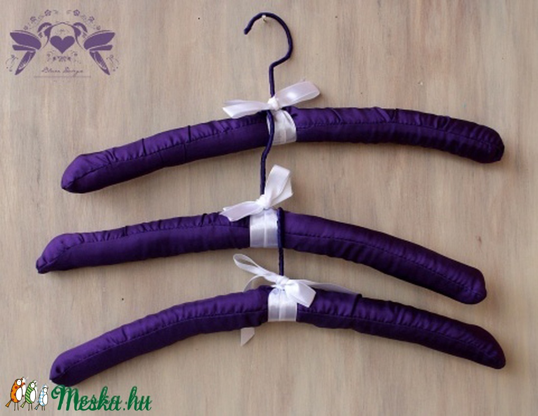 -30 % akció!! - Design textil vállfák - exkluzív boudoir kellék, lila selyem vállfa -  - Meska.hu