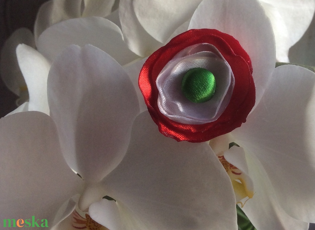 Minurit kokárda kitűző -  - Meska.hu