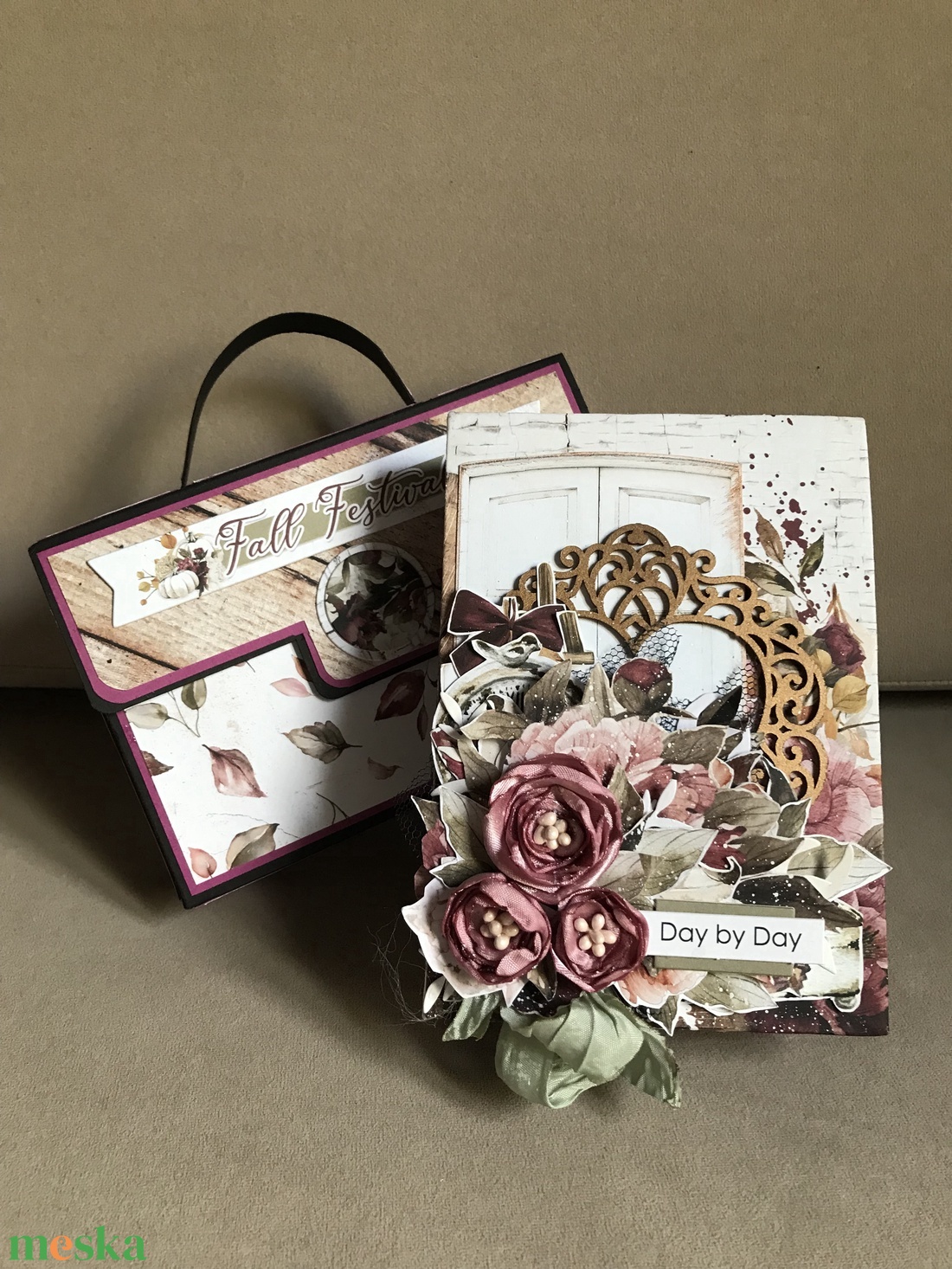 Scrapbook Fotóalbum papírtáskában - esküvő - emlék & ajándék - album & fotóalbum - Meska.hu Scrapbook Fotóalbum papírtáskában - esküvő - emlék & ajándék - album & fotóalbum - Meska.hu
