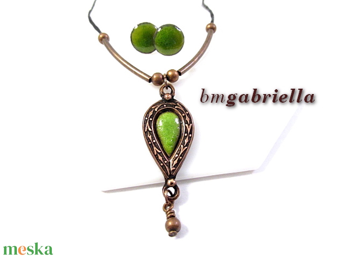 Ékszerszett - tűzzománc betétes nyaklánc és pontfülbevaló - egyedi tervezésű kézműves ékszer - ékszer - ékszerszett - Meska.hu