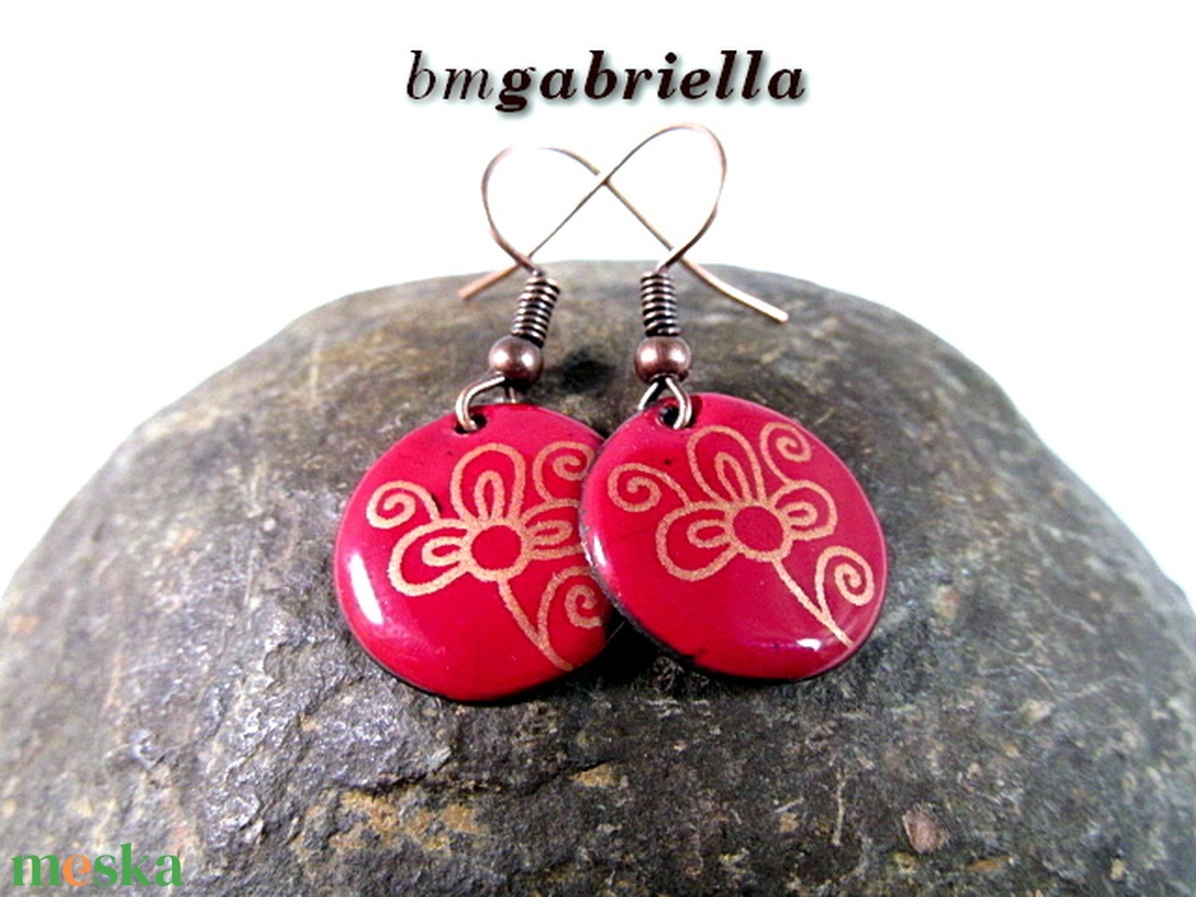 Tűzzománc fülbevaló - magyar népi motívum - egyedi tervezésű kézműves ékszer - bordó - ékszer - fülbevaló - lógó fülbevaló - Meska.hu