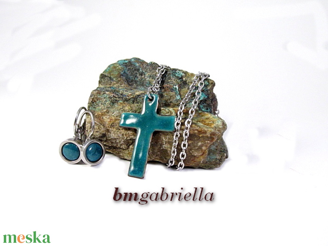 Tűzzománc ékszerszett - kereszt medál orvosi fém láncon és francia kapcsos fülbevaló - türkiz - ékszer - ékszerszett - Meska.hu