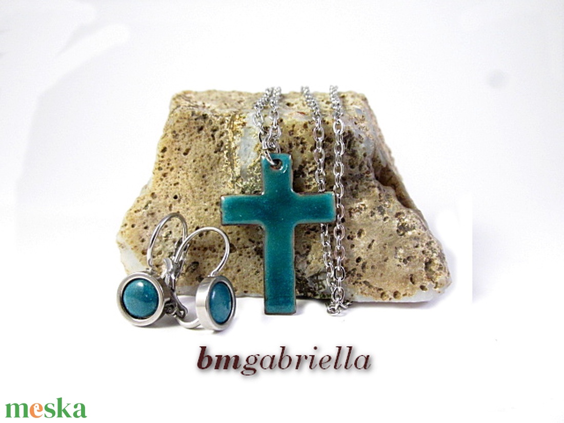 Tűzzománc ékszerszett - kereszt medál orvosi fém láncon és francia kapcsos fülbevaló - türkiz - ékszer - ékszerszett - Meska.hu