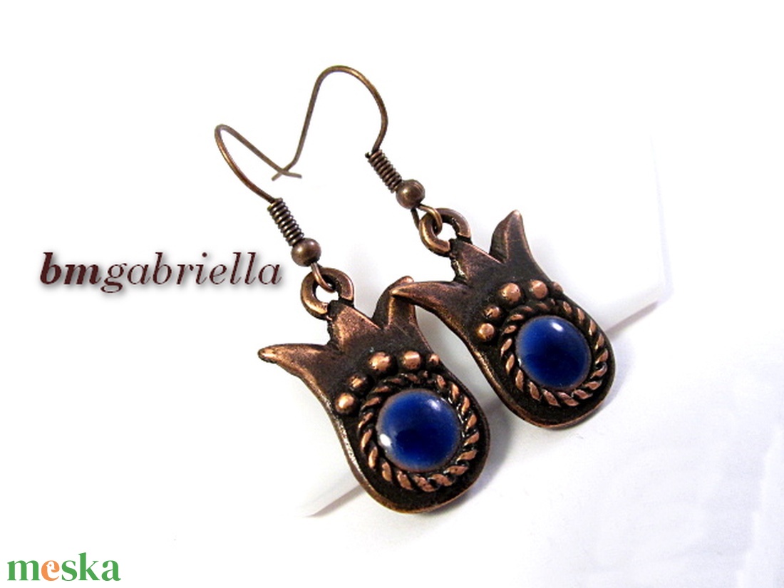 Tulipán - kézműves lógós fülbevaló sötétkék tűzzománc betéttel - ékszer - fülbevaló - lógó fülbevaló - Meska.hu