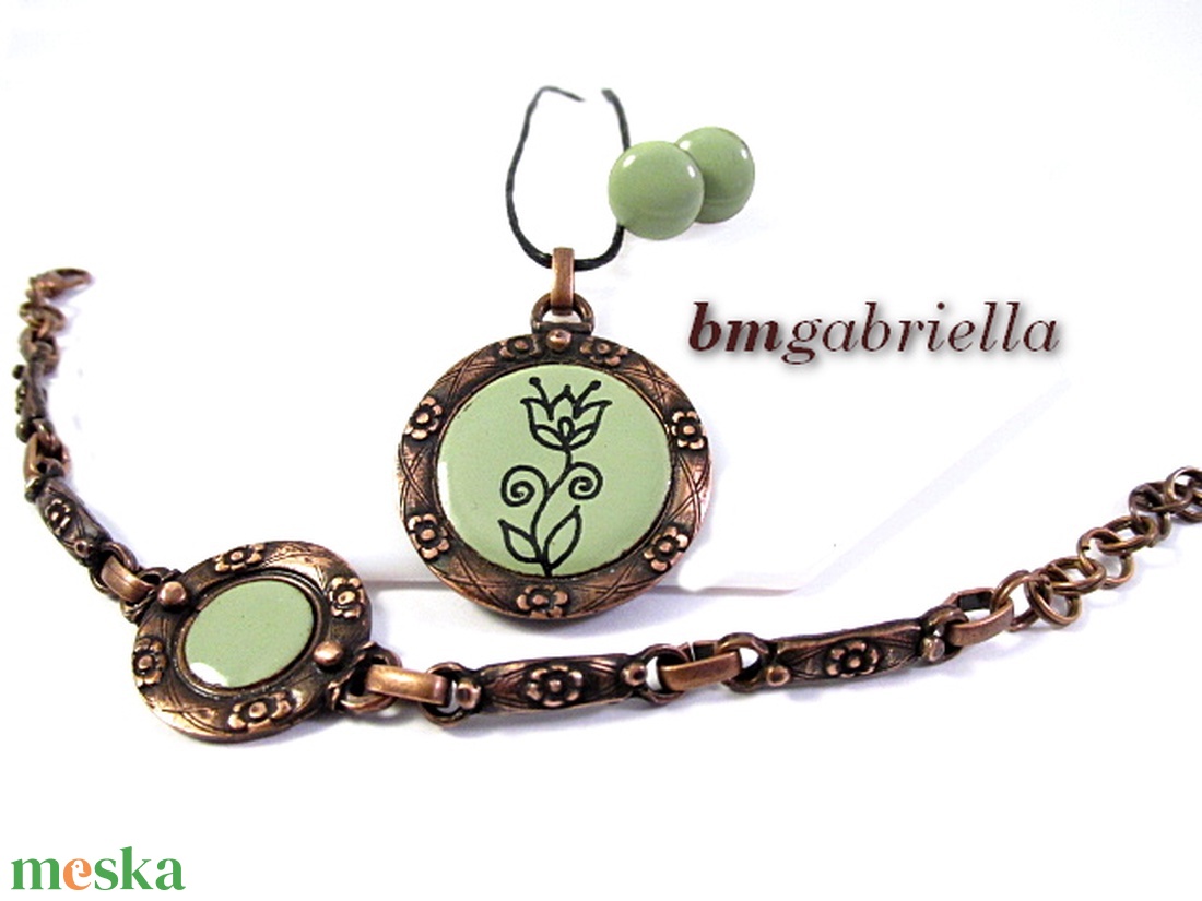 Tűzzománc ékszerszett - világoszöld pötty fülbevaló, tulipán medál, karkötő - ékszer - ékszerszett - Meska.hu