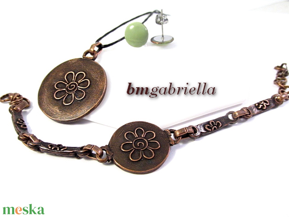 Tűzzománc ékszerszett - világoszöld pötty fülbevaló, tulipán medál, karkötő - ékszer - ékszerszett - Meska.hu