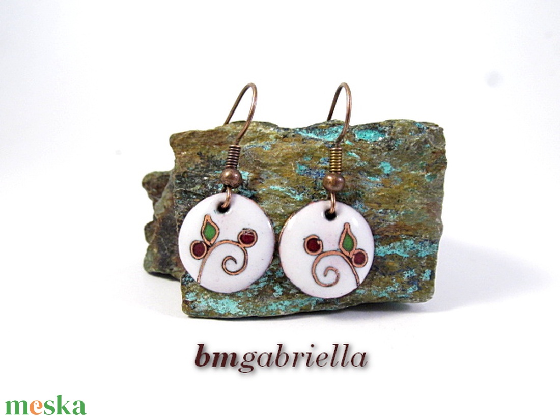 Termő ág - egyedi lógós kerek tűzzománc fülbevaló - ékszer - fülbevaló - lógós kerek fülbevaló - Meska.hu