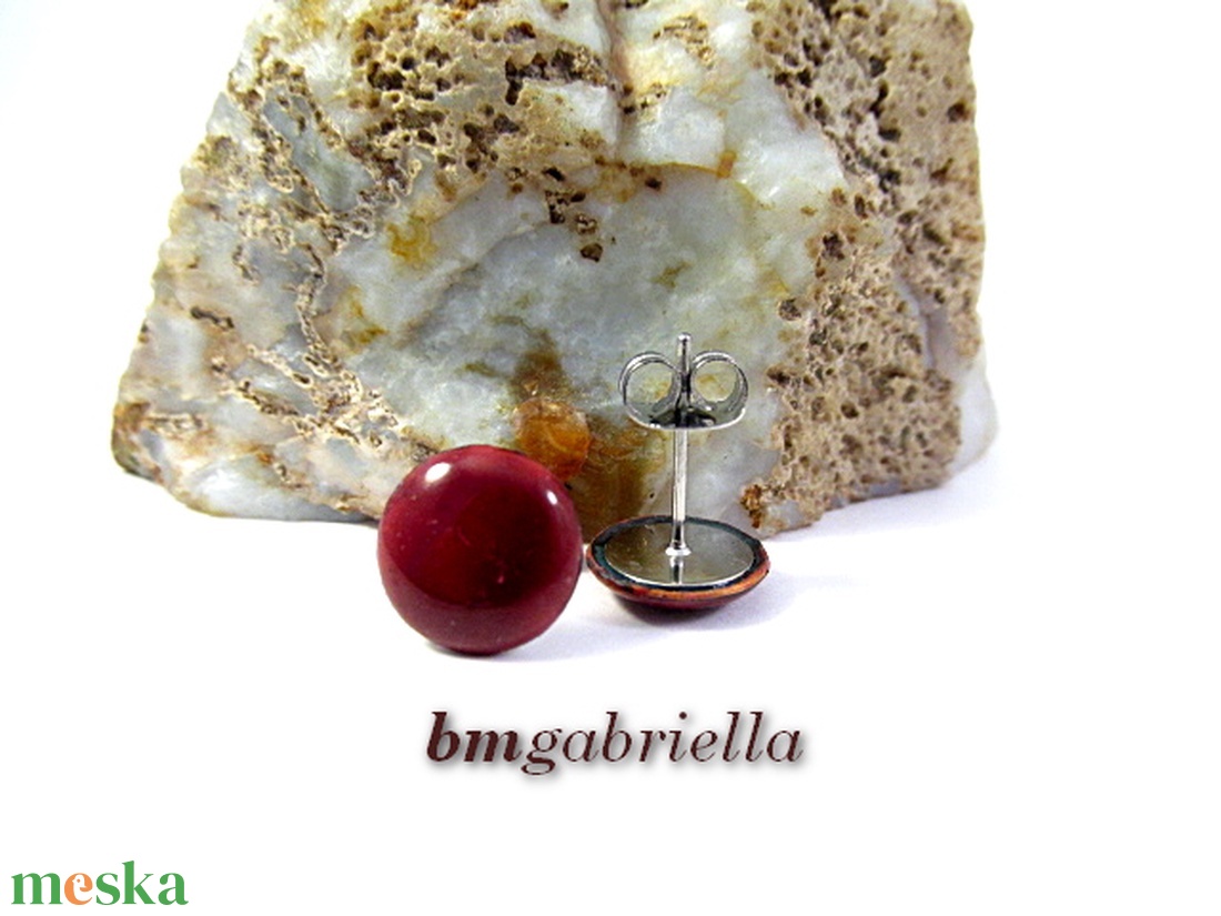 Cseppecske bordó - tűzzománc bedugós pont fülbevaló - ékszer - fülbevaló - pötty fülbevaló - Meska.hu