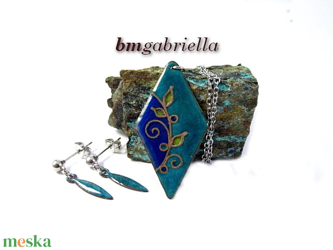 Egyedi ékszerszett -  tűzzománc fülbevaló és nyaklánc nemesacél láncon - ékszer - ékszerszett - Meska.hu