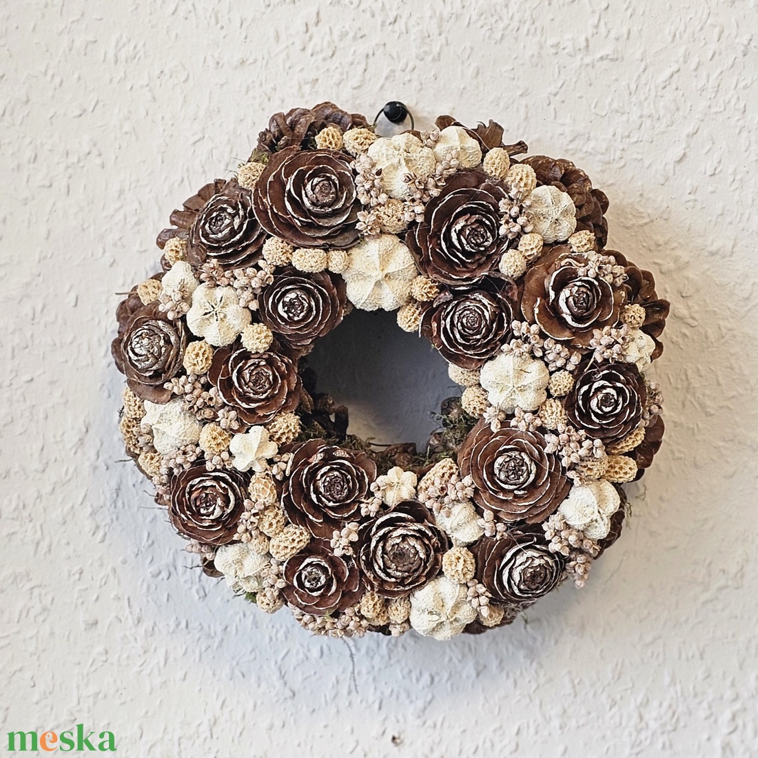 Toboz koszorú - otthon & életmód - virágdekoráció - virágdíszek - dekor koszorúk, kopogtatók - Meska.hu