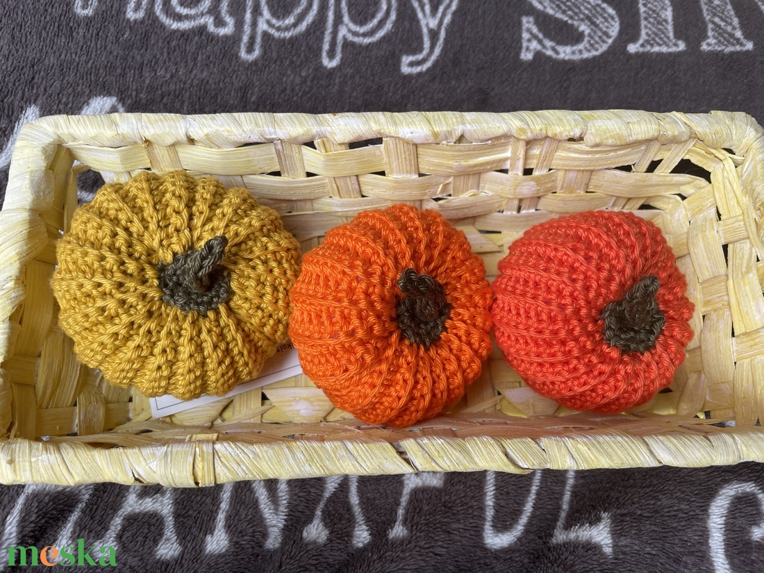 Horgolt tök dekor csomag  - otthon & életmód - dekoráció - halloween - halloweeni tök és lámpás - Meska.hu