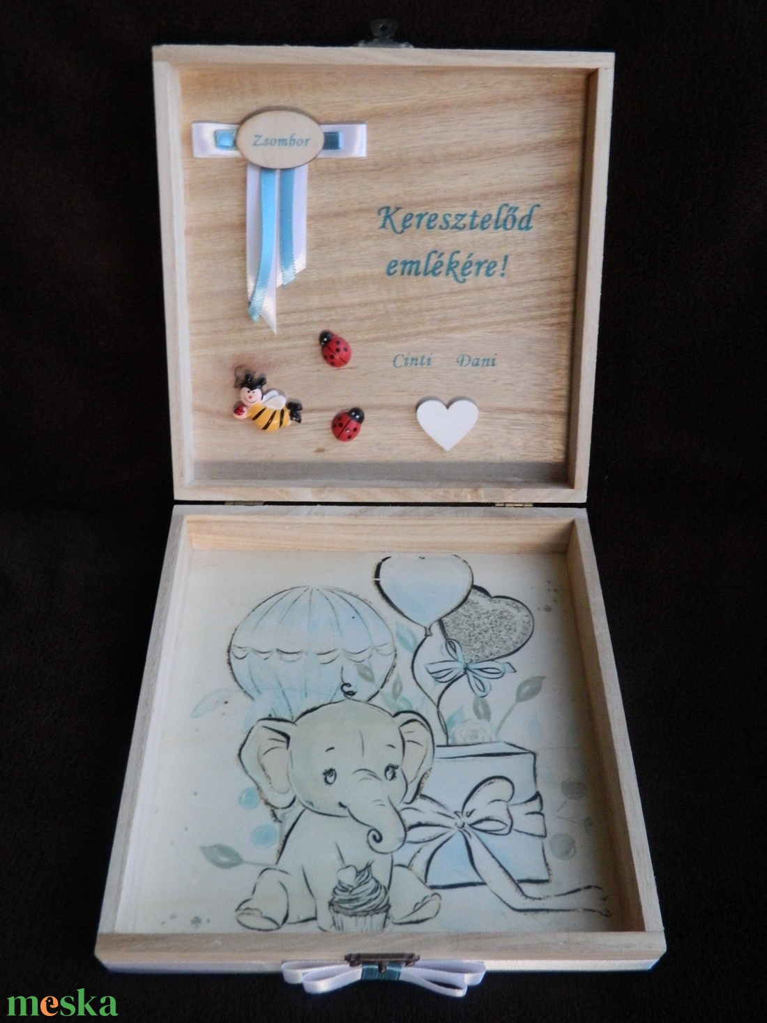 Emlékdoboz keresztelőre (kisfiúnak) - otthon & életmód - dekoráció - asztal és polc dekoráció - díszdoboz - Meska.hu Emlékdoboz keresztelőre (kisfiúnak) - otthon & életmód - dekoráció - asztal és polc dekoráció - díszdoboz - Meska.hu