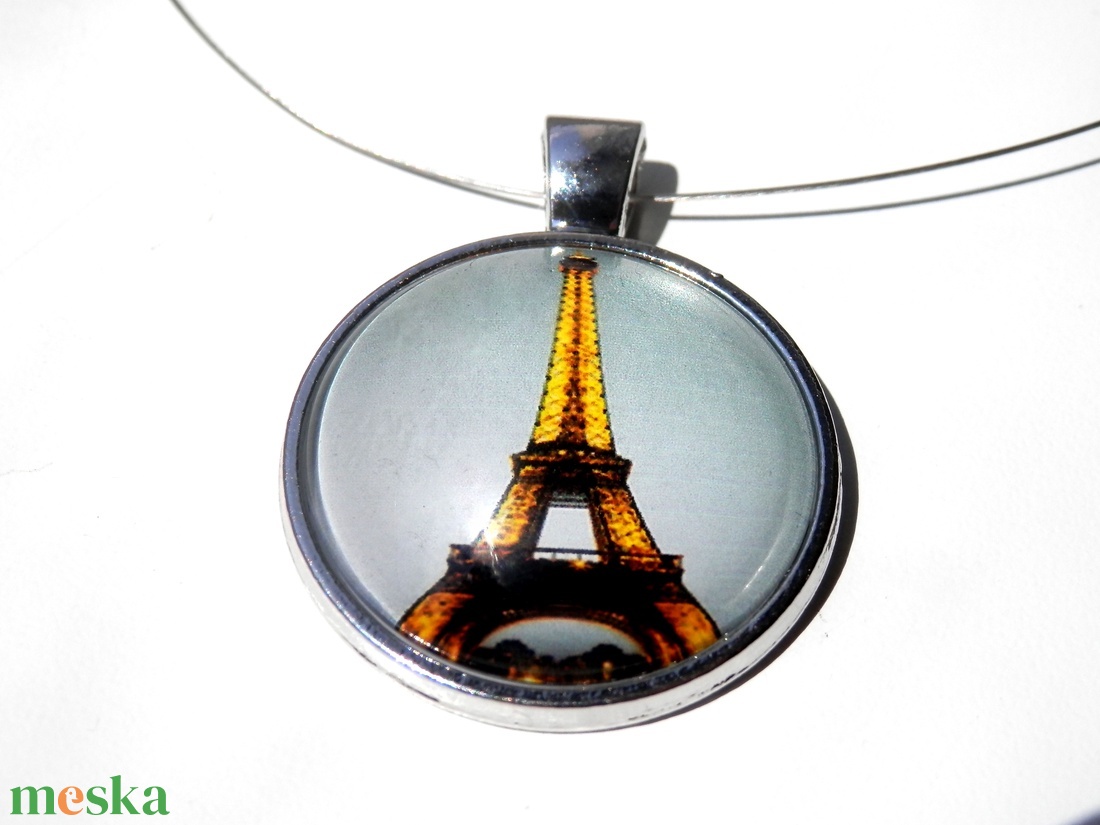 Párizsi Eiffel-torony medál - ékszer - nyaklánc - medálos nyaklánc - Meska.hu Párizsi Eiffel-torony medál - ékszer - nyaklánc - medálos nyaklánc - Meska.hu