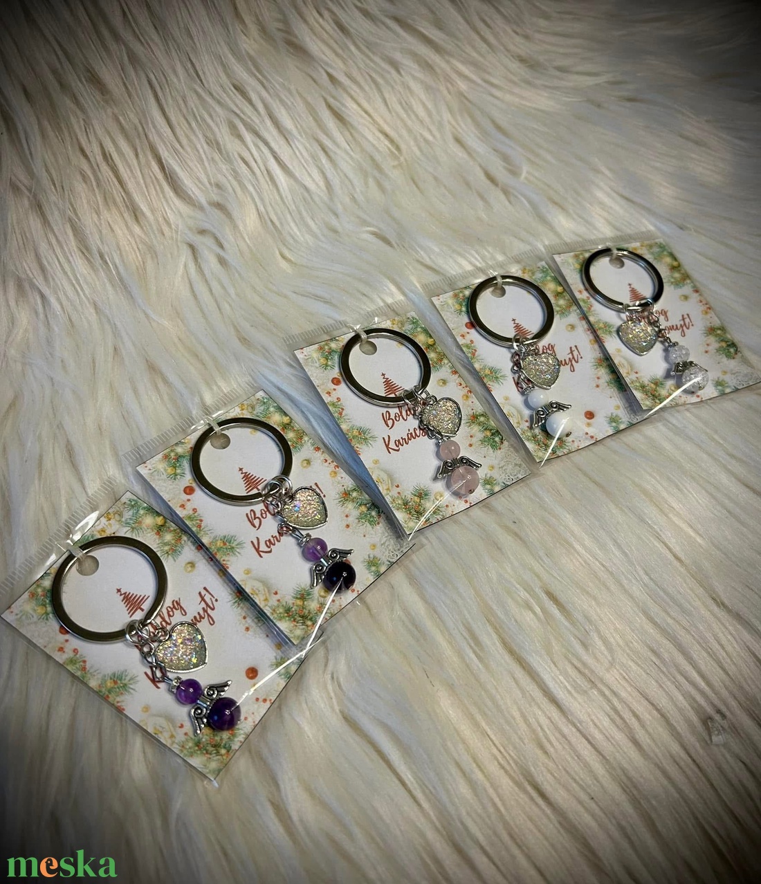 Ásványgyöngyökkel készült kulcstartó karácsonyra - táska & tok - kulcstartó & táskadísz - kulcstartó - Meska.hu