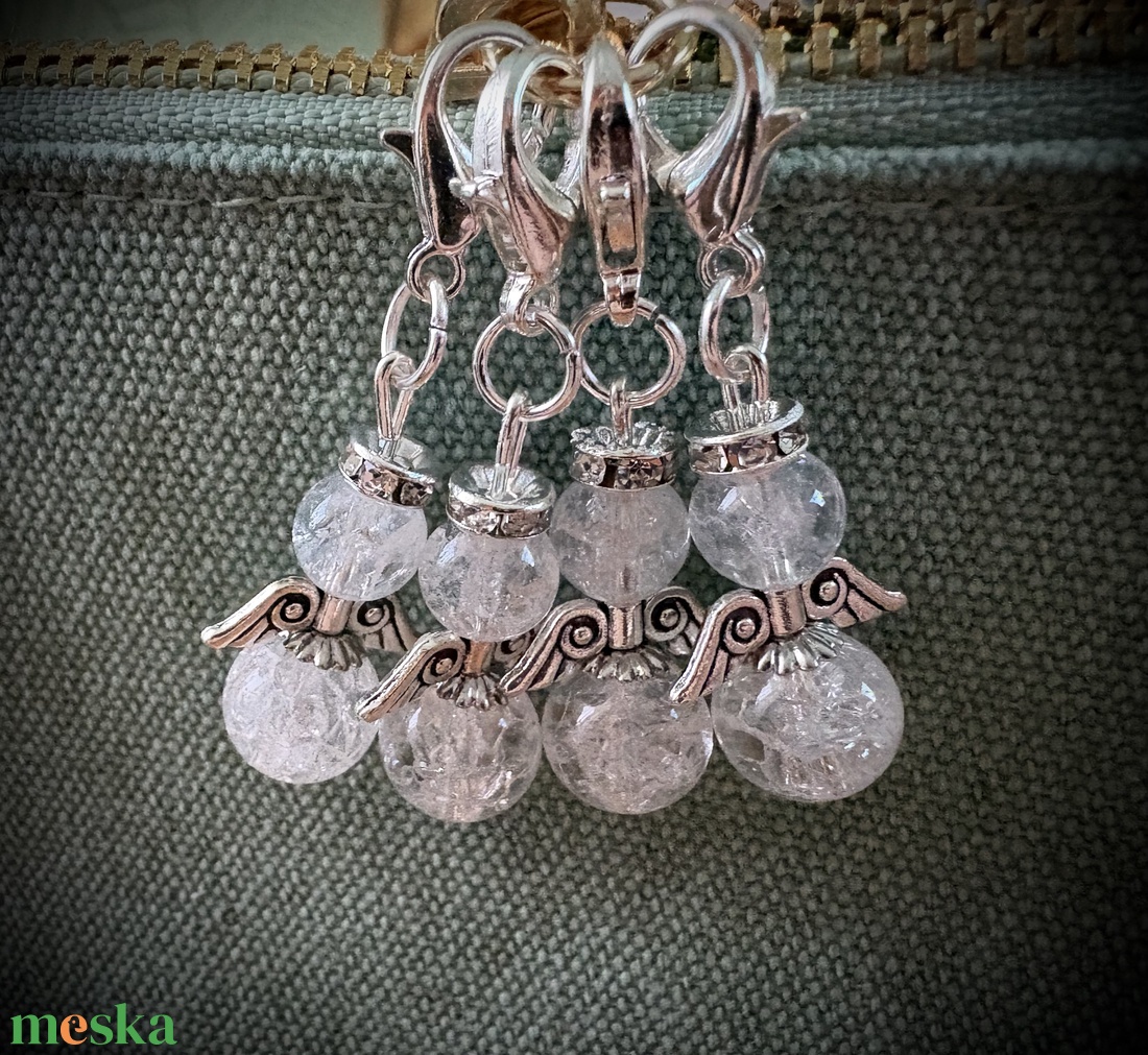 Rep. Hegyikristály Angyalkás függő delfinkapoccsal - táska & tok - kulcstartó & táskadísz - táskadísz - Meska.hu