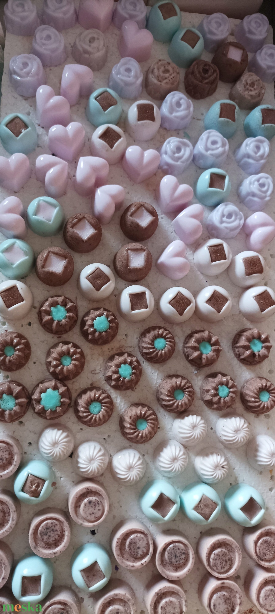 100 db csokis bonbon dekor szappan - szépségápolás - szappan & fürdés - kézműves szappan - Meska.hu 100 db csokis bonbon dekor szappan - szépségápolás - szappan & fürdés - kézműves szappan - Meska.hu