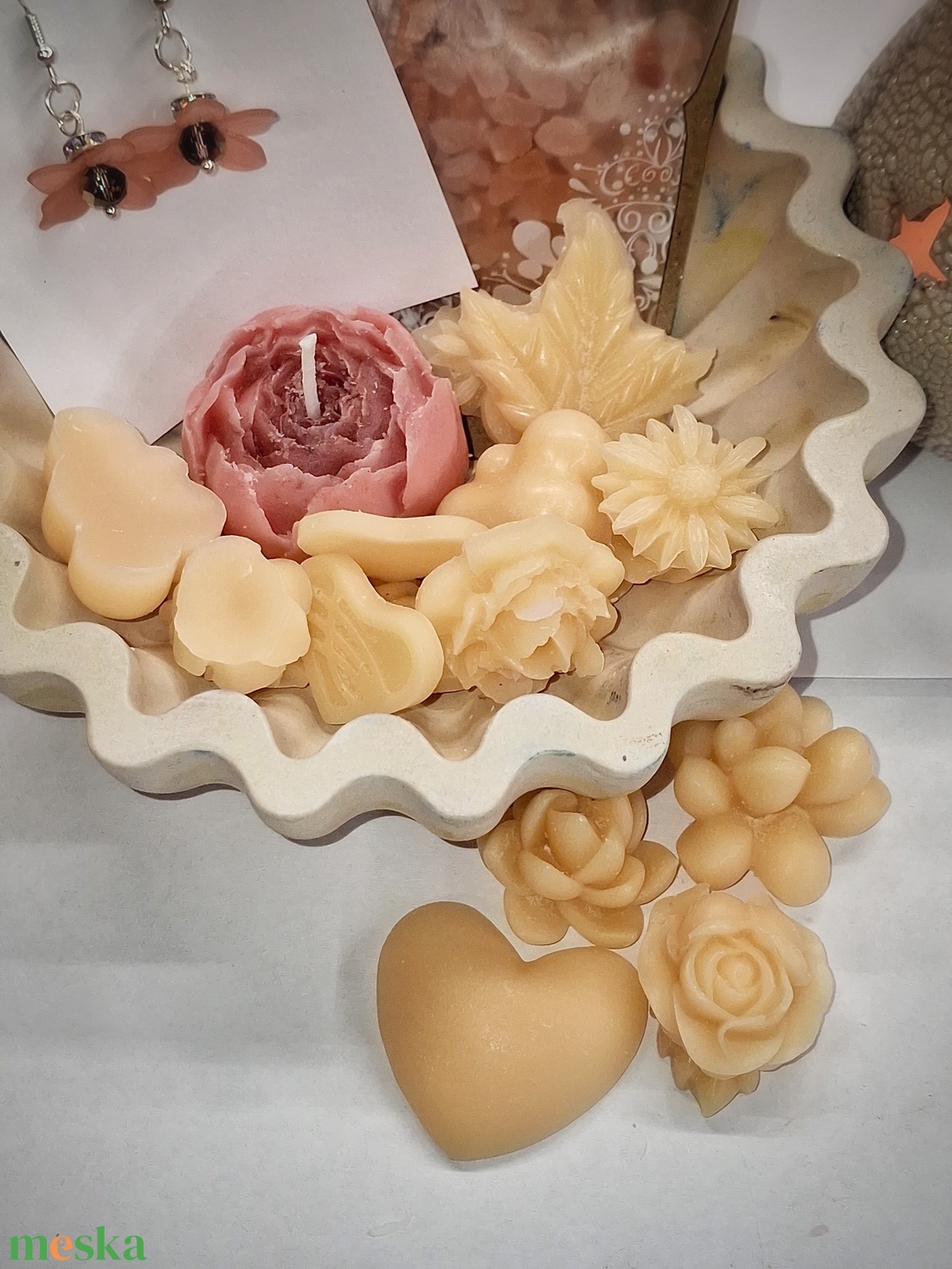 Virágos Mézes Barack illatú kényeztető ajándékbox nőknek ,  fülbevalóval - otthon & életmód - gyertya, illat, aroma - illatviasz - Meska.hu