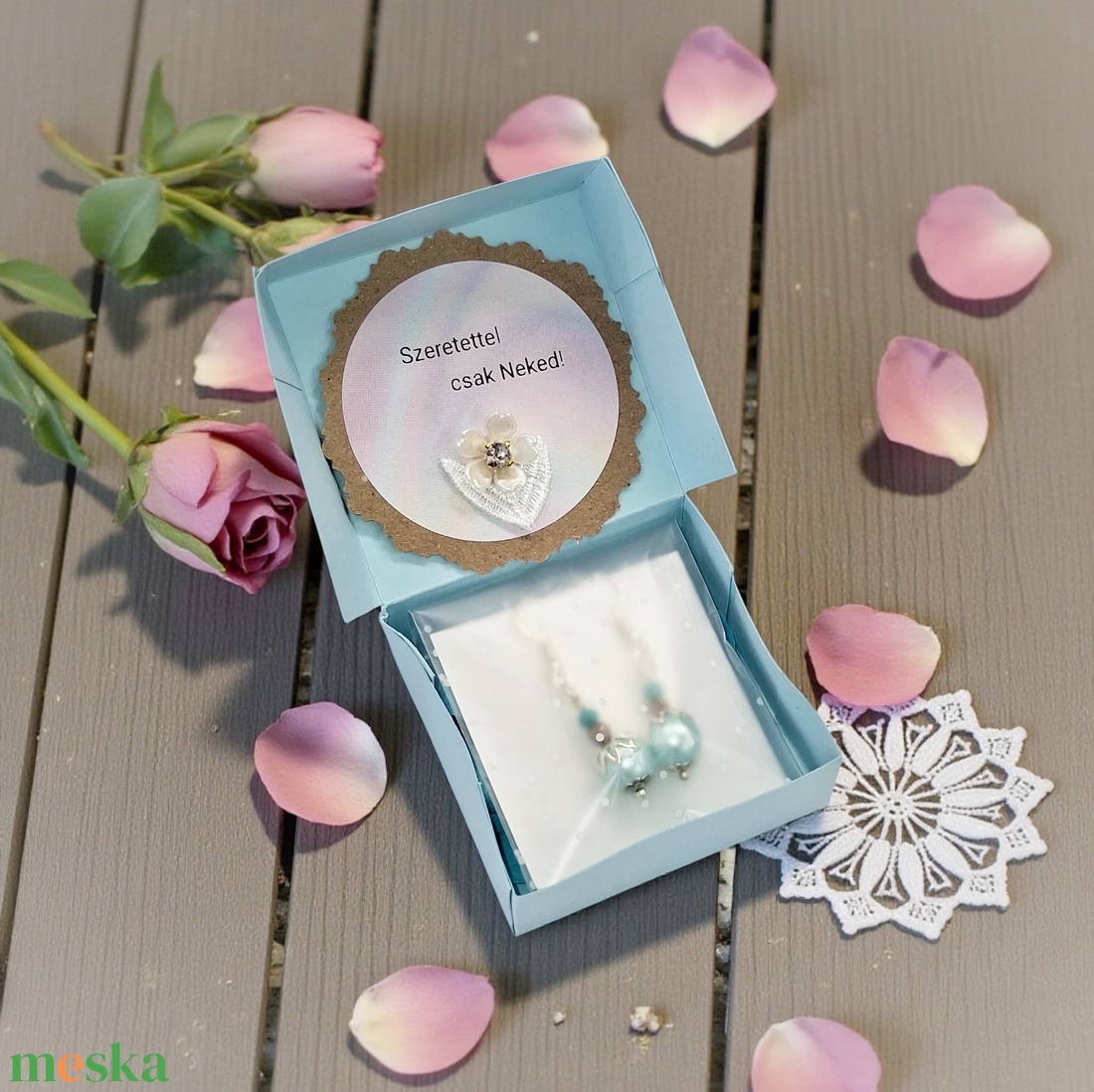 Fülbevaló díszdobozban személyes üzenettel - ékszer - fülbevaló - lógó fülbevaló - Meska.hu
