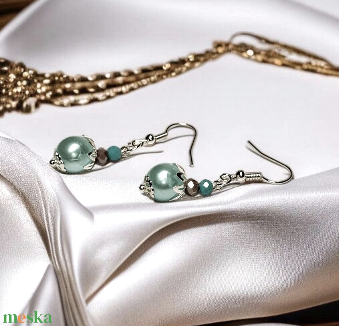 Fülbevaló díszdobozban személyes üzenettel - ékszer - fülbevaló - lógó fülbevaló - Meska.hu