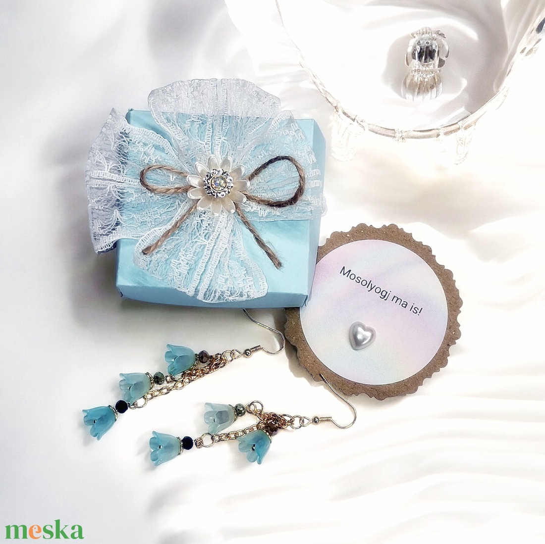Fülbevaló díszdobozban személyes üzenettel - ékszer - fülbevaló - lógó fülbevaló - Meska.hu