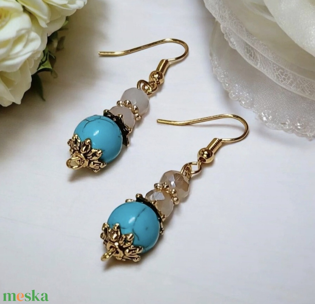 Fülbevaló díszdobozban  - ékszer - fülbevaló - lógó fülbevaló - Meska.hu