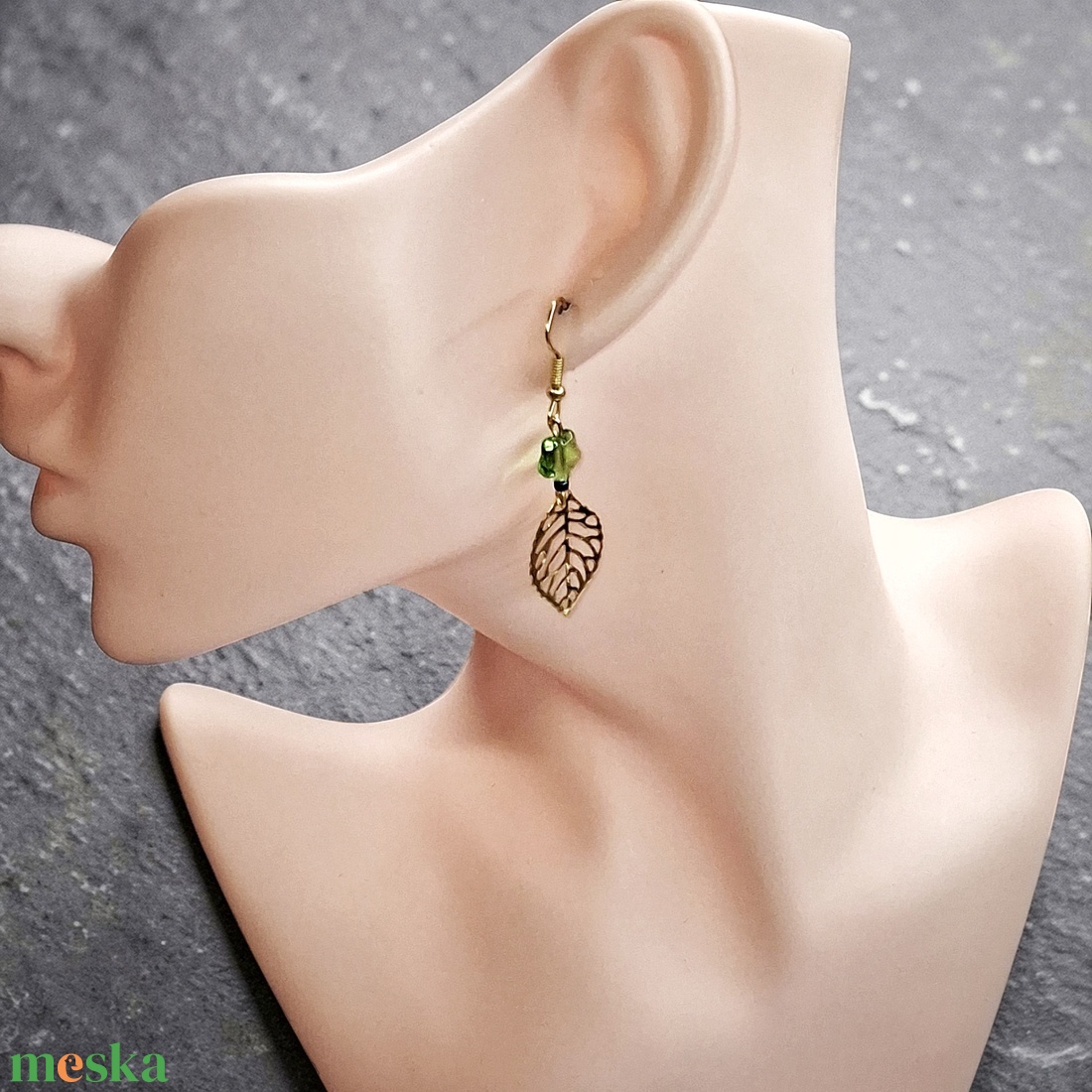 Ajándék nőknek � romantikus  fülbevaló elegáns dísztasakkal - ékszer - fülbevaló - lógó fülbevaló - Meska.hu