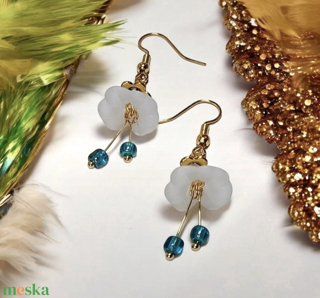 Nőnapi ajándékcsomag Illatviasz és Fülbevaló díszdobozban személyes üzenettel - ékszer - fülbevaló - lógó fülbevaló - Meska.hu