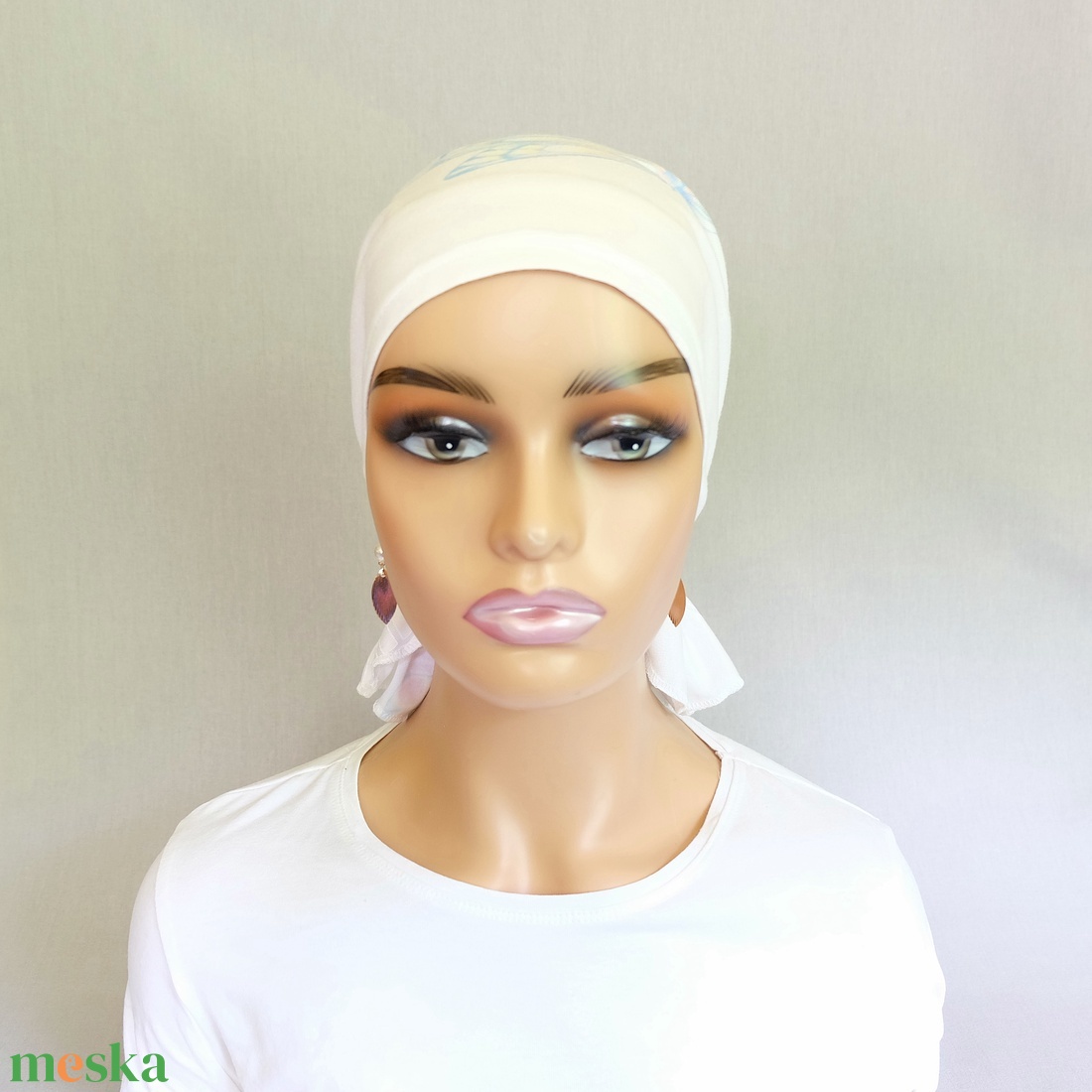 Kemoterápiás kendő - fehér, pillangós, extra vékony fejkedő - paróka helyett - ruha & divat - sál, sapka, kendő - kendő - Meska.hu