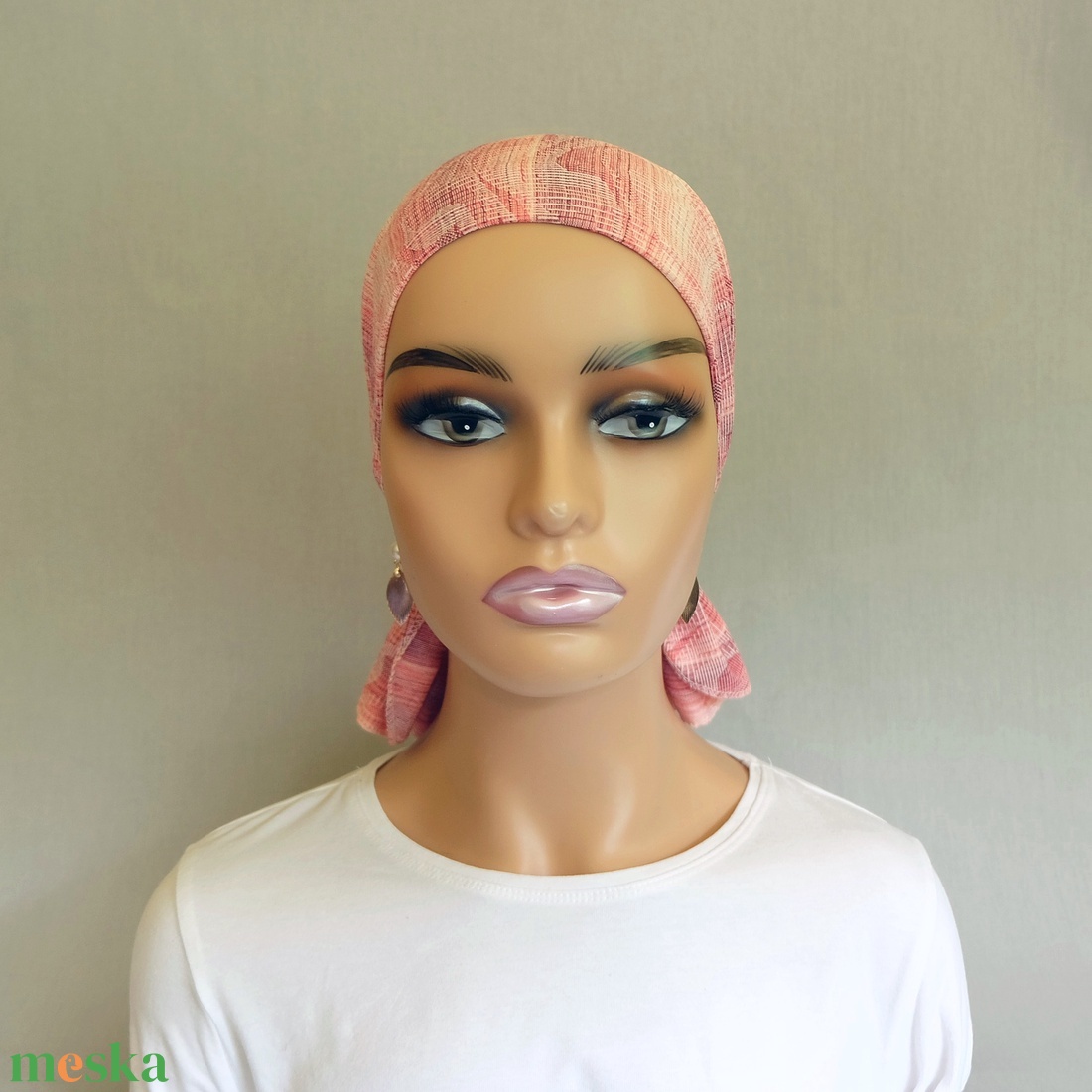 Kemoterápiás kendő - rózsaszín, krém mintás fejkedő - paróka helyett - daganatos betegség idején - ruha & divat - sál, sapka, kendő - kendő - Meska.hu