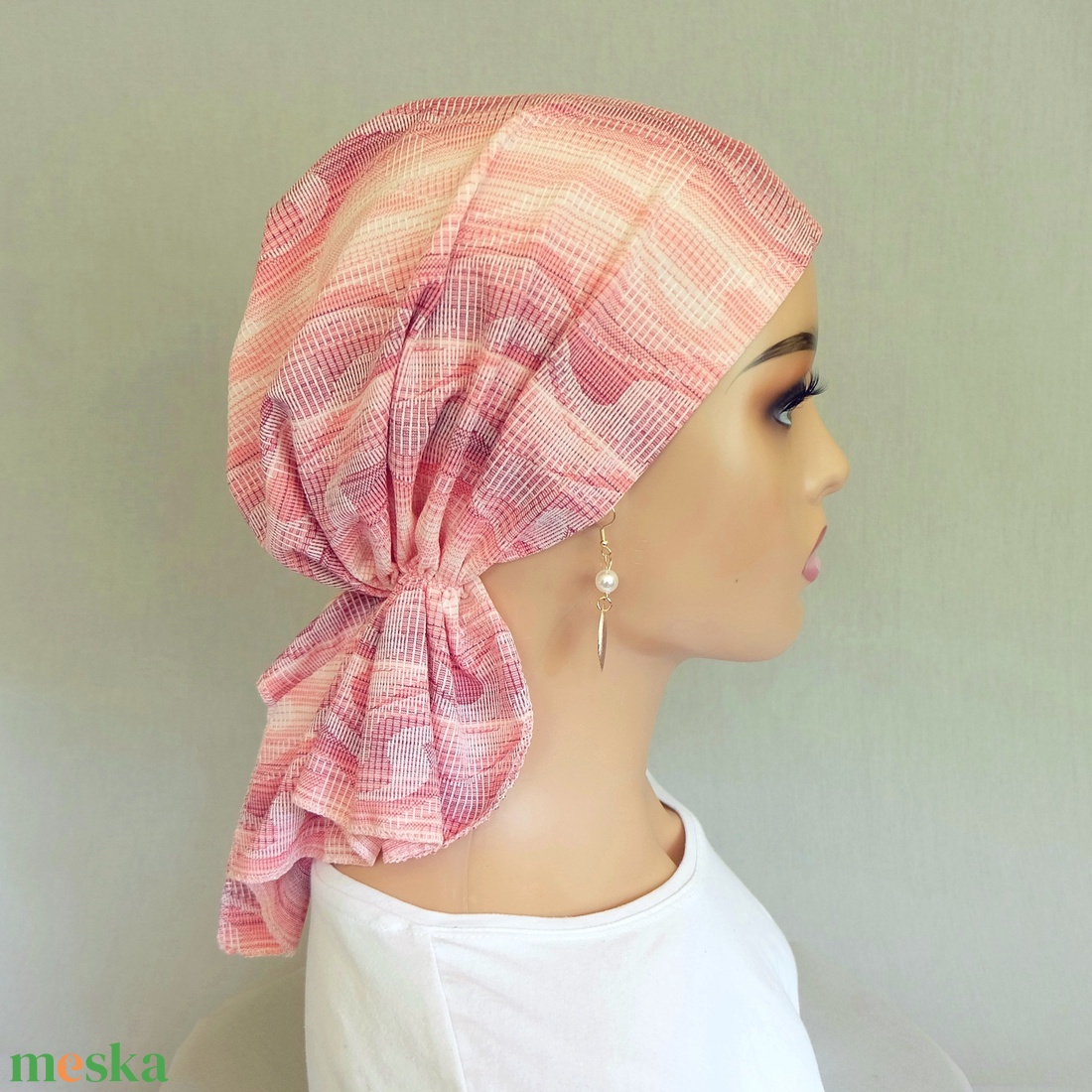 Kemoterápiás kendő - rózsaszín, krém mintás fejkedő - paróka helyett - daganatos betegség idején - ruha & divat - sál, sapka, kendő - kendő - Meska.hu