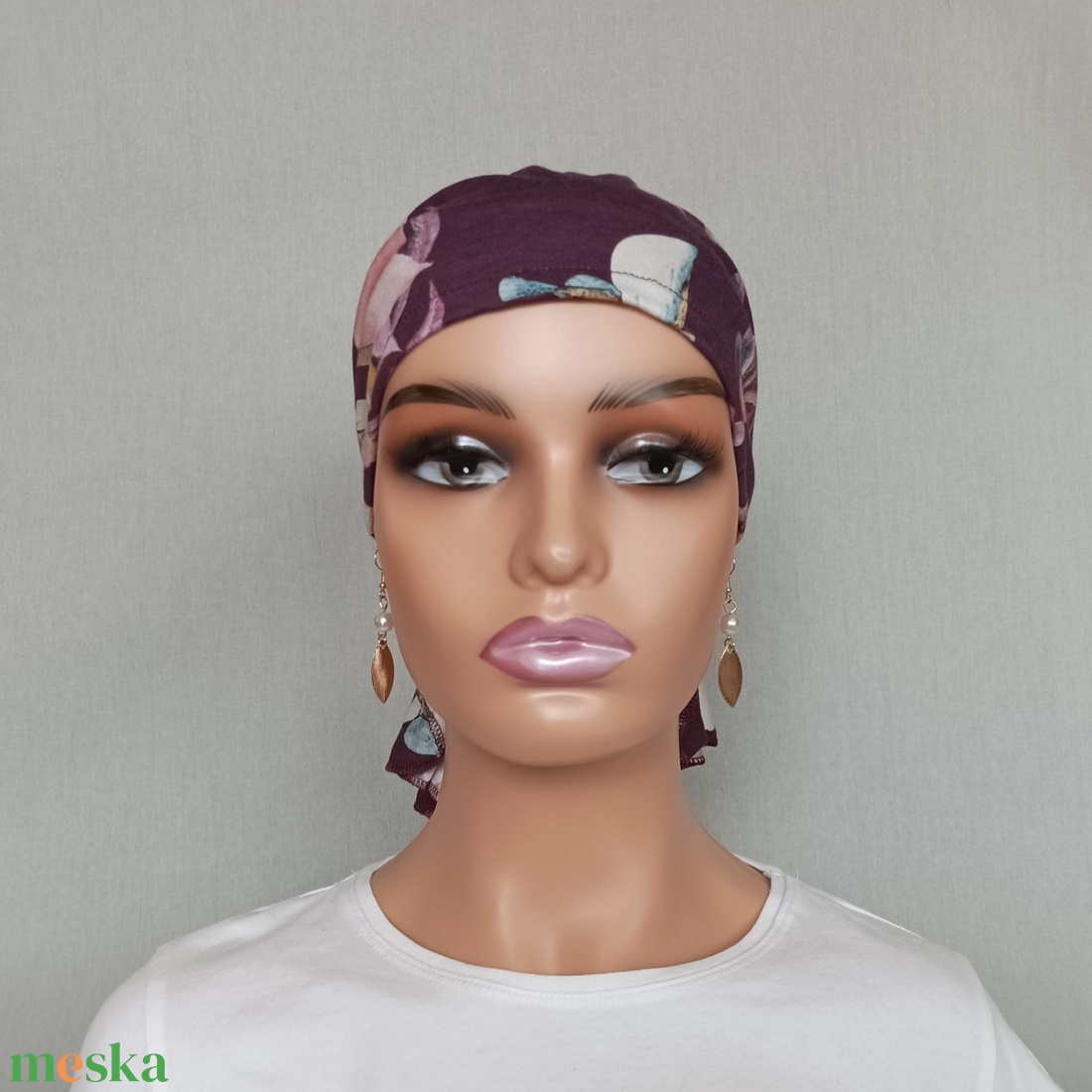 Kemoterápiás kendő - lila virágos fejkendő - paróka helyett - ruha & divat - sál, sapka, kendő - kendő - Meska.hu