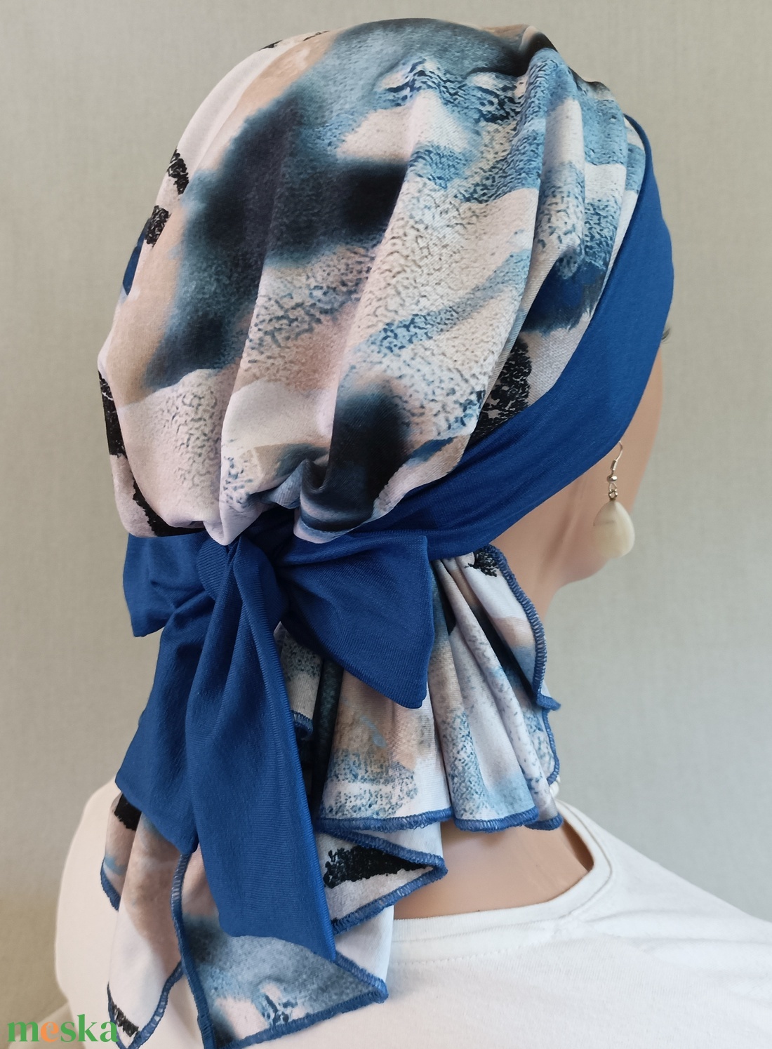 Kendő - Kemoterápiás fejkendő - királykékmasnis, mintás, pamut kendő - paróka helyett - daganatos kezelések idejére is - ruha & divat - sál, sapka, kendő - kendő - Meska.hu