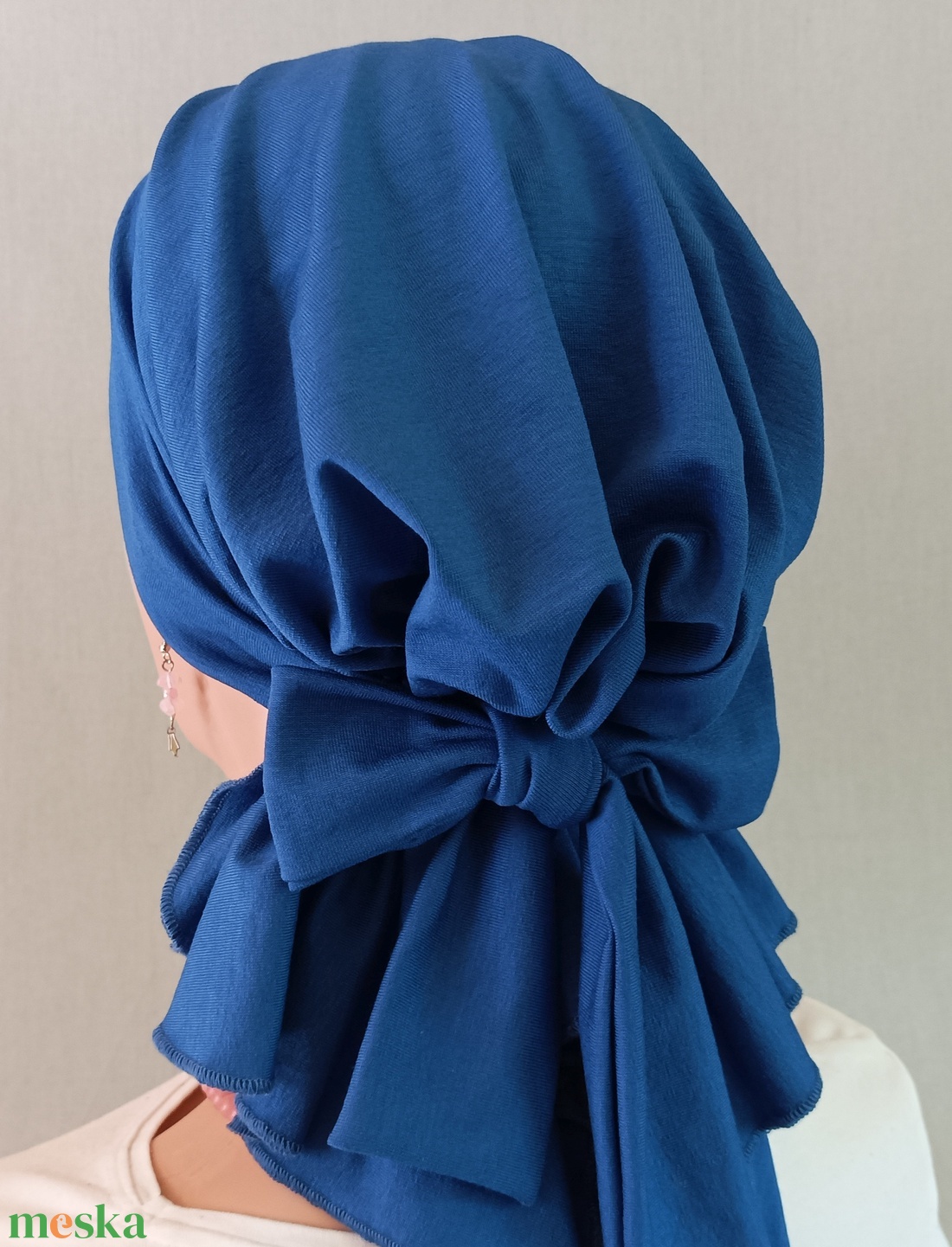 Kendő - Kemoterápiás fejkendő - királykék masnis, pamut kendő - paróka helyett - daganatos kezelések idejére is - ruha & divat - sál, sapka, kendő - kendő - Meska.hu