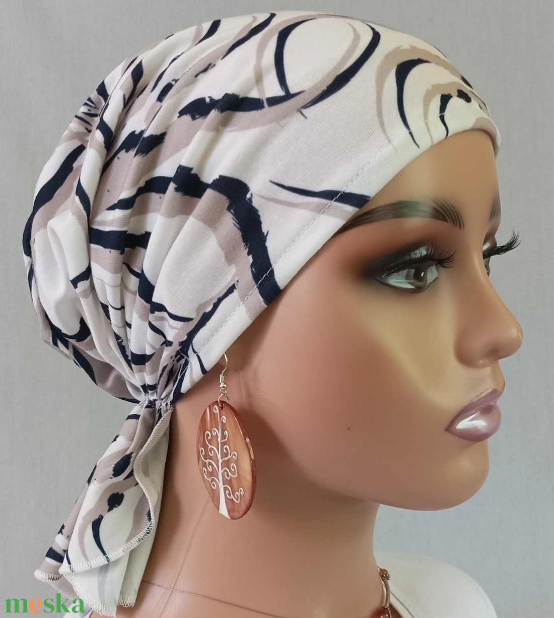 Kendő - kemoterápiás kendő - világos bézs, mintás pamut fejkendő - paróka helyett daganatos betegeknek is - ruha & divat - sál, sapka, kendő - kendő - Meska.hu