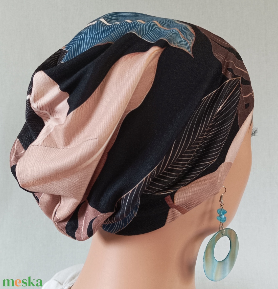 Sapka - Kemoterápiás sapka - filodendronos-mintás - paróka helyett - daganatos kezelések idejére is - ruha & divat - sál, sapka, kendő - kendő - Meska.hu