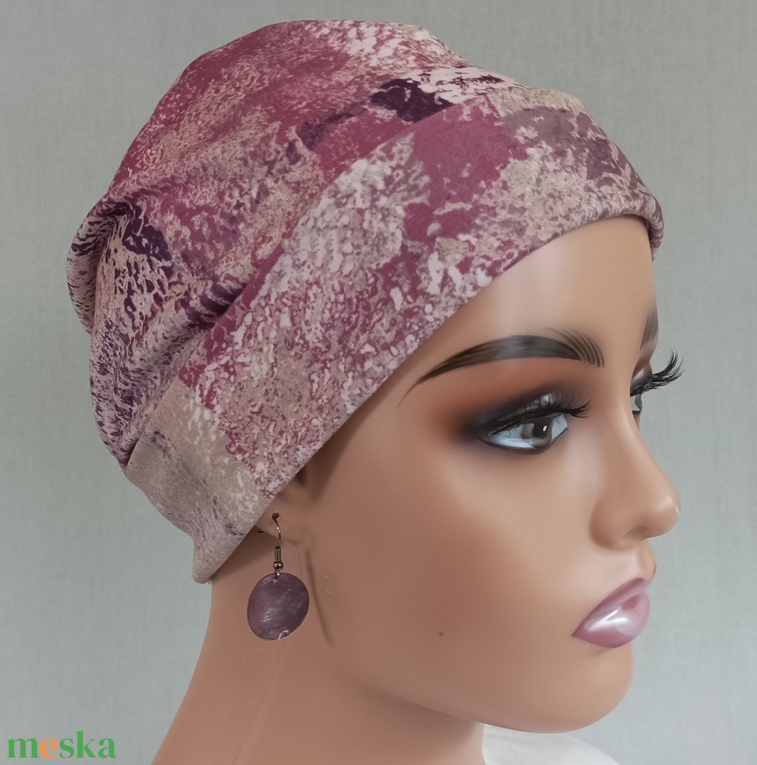 Sapka - Kemoterápiás sapka - bézs-bordó mintás -, daganatos kezelések idejére - ruha & divat - sál, sapka, kendő - kendő - Meska.hu