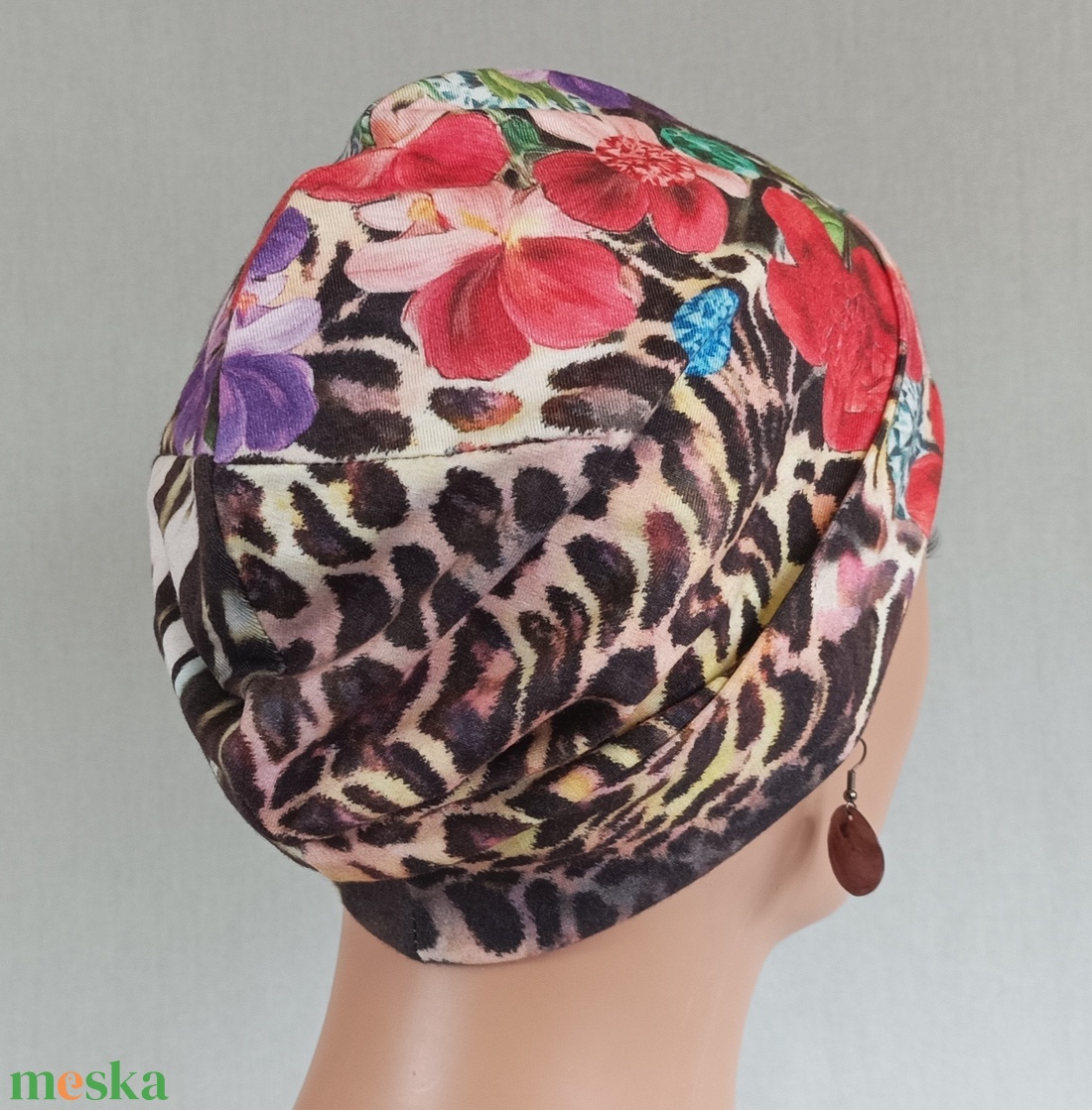 Sapka - Kemoterápiás sapka -, virágos-párducmintás -, daganatos kezelések idejére is - ruha & divat - sál, sapka, kendő - kendő - Meska.hu