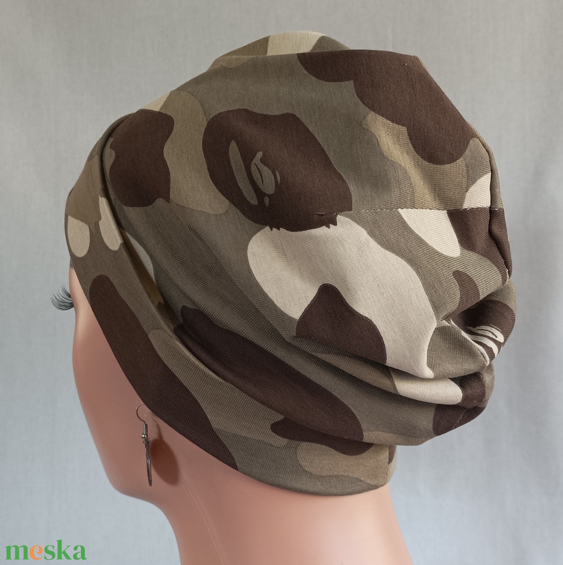 Sapka - Kemoterápiás sapka - világos terepmintás - daganatos kezelések idejére is - ruha & divat - sál, sapka, kendő - kendő - Meska.hu