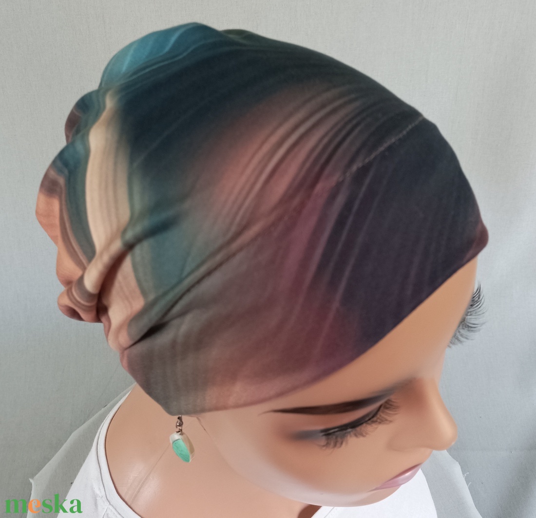 Sapka - Kemoterápiás sapka -, sötétzöld-bézs mintás -, daganatos kezelések idejére is - ruha & divat - sál, sapka, kendő - kendő - Meska.hu