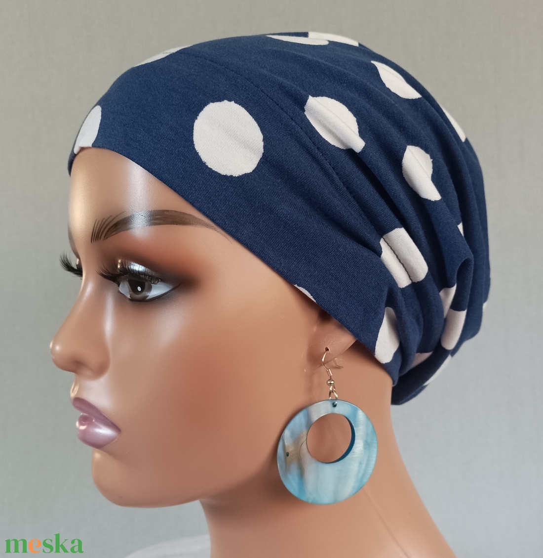 Sapka - Kemoterápiás sapka - sötétkék -fehérpettyes -, paróka helyett - daganatos kezelések idejére is - ruha & divat - sál, sapka, kendő - kendő - Meska.hu