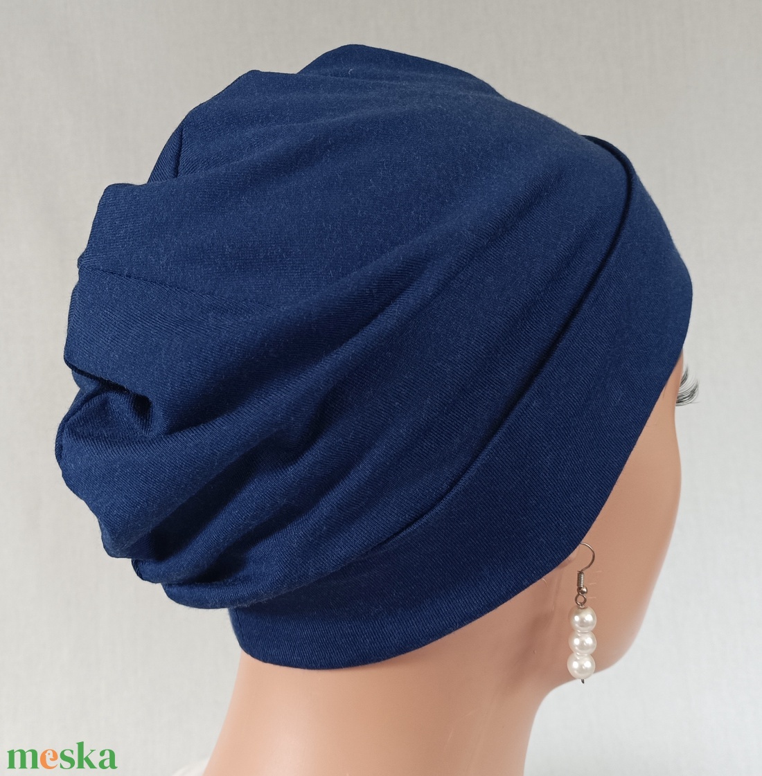 Sapka - Kemoterápiás sapka - sötétkék - paróka helyett - daganatos kezelések idejére is - ruha & divat - sál, sapka, kendő - kendő - Meska.hu