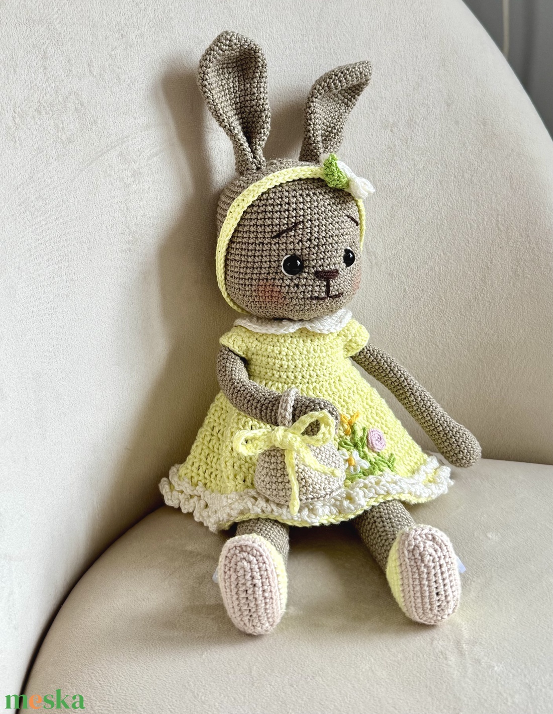 Amigurumi Nyuszika - játék & sport - baba & babaház - öltöztethető baba - Meska.hu Amigurumi Nyuszika - játék & sport - baba & babaház - öltöztethető baba - Meska.hu