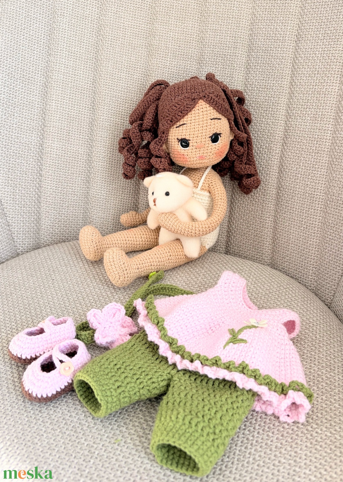 Amigurumi Dóra baba - játék & sport - baba & babaház - öltöztethető baba - Meska.hu