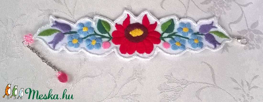 Hímzett karkötő - ékszer - karkötő - Meska.hu Hímzett karkötő - ékszer - karkötő - Meska.hu