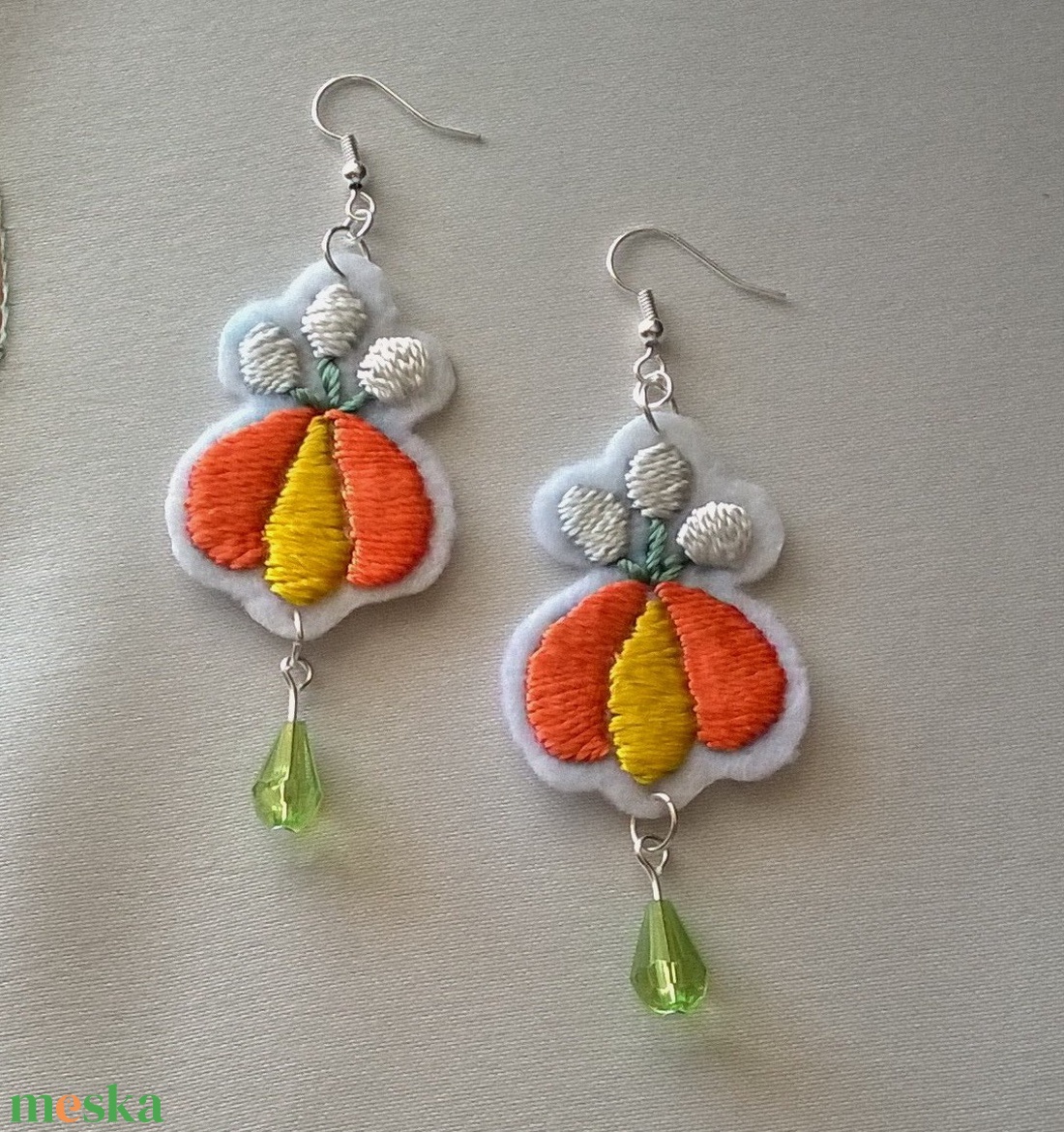 Matyó virágocska - ékszer - fülbevaló - lógó fülbevaló - Meska.hu