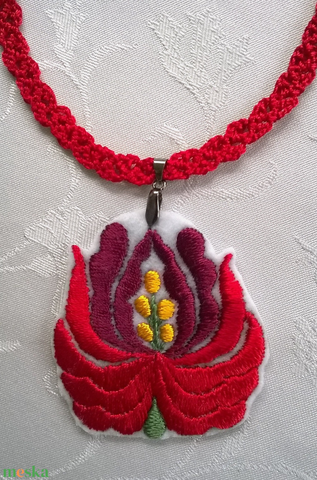 Kalocsai piros virág - ékszer - nyaklánc - medál - Meska.hu