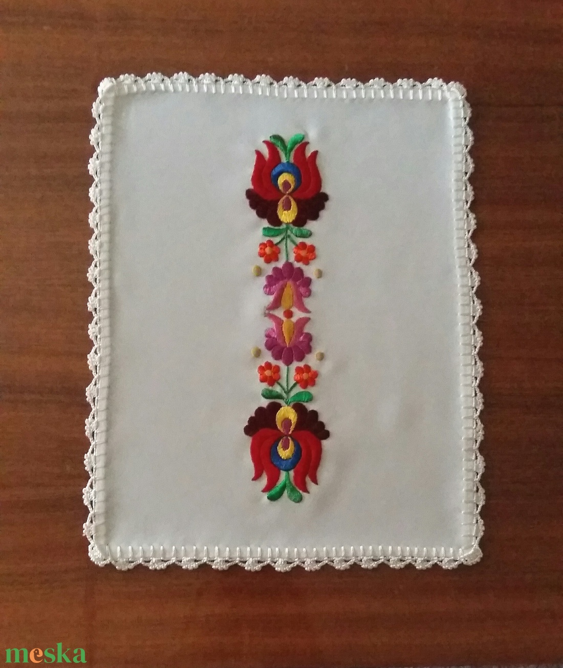 Matyó terítő - otthon & életmód - dekoráció - asztal és polc dekoráció - asztaldísz - Meska.hu