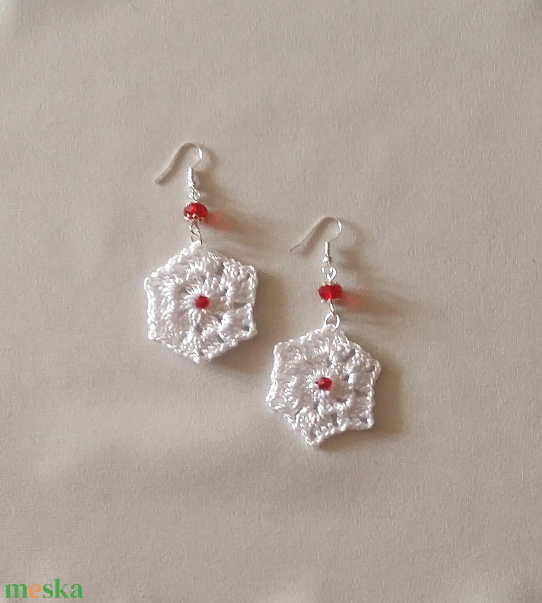 Horgolt fülbevaló - ékszer - fülbevaló - lógó fülbevaló - Meska.hu